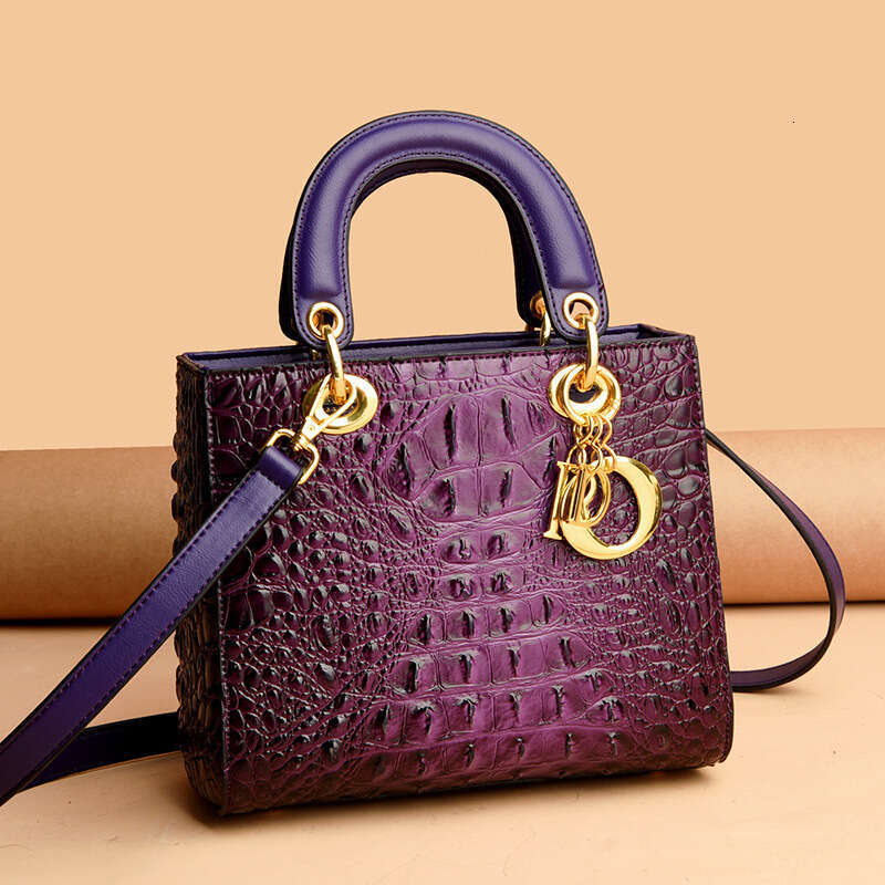 2023 Autumn Winter Women's Crocodile Pattern Princess Diana Ladies Handbag Shoulder Crossbody Bag