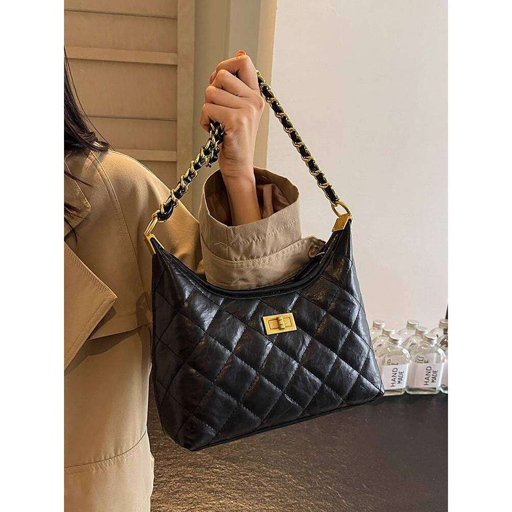 toteBag Shoulder bag ROSE NOIRE Niche Luxury Handbag For Women New Diamond Chain Fashion Versatile Elegant High End Single Crossbody Bag