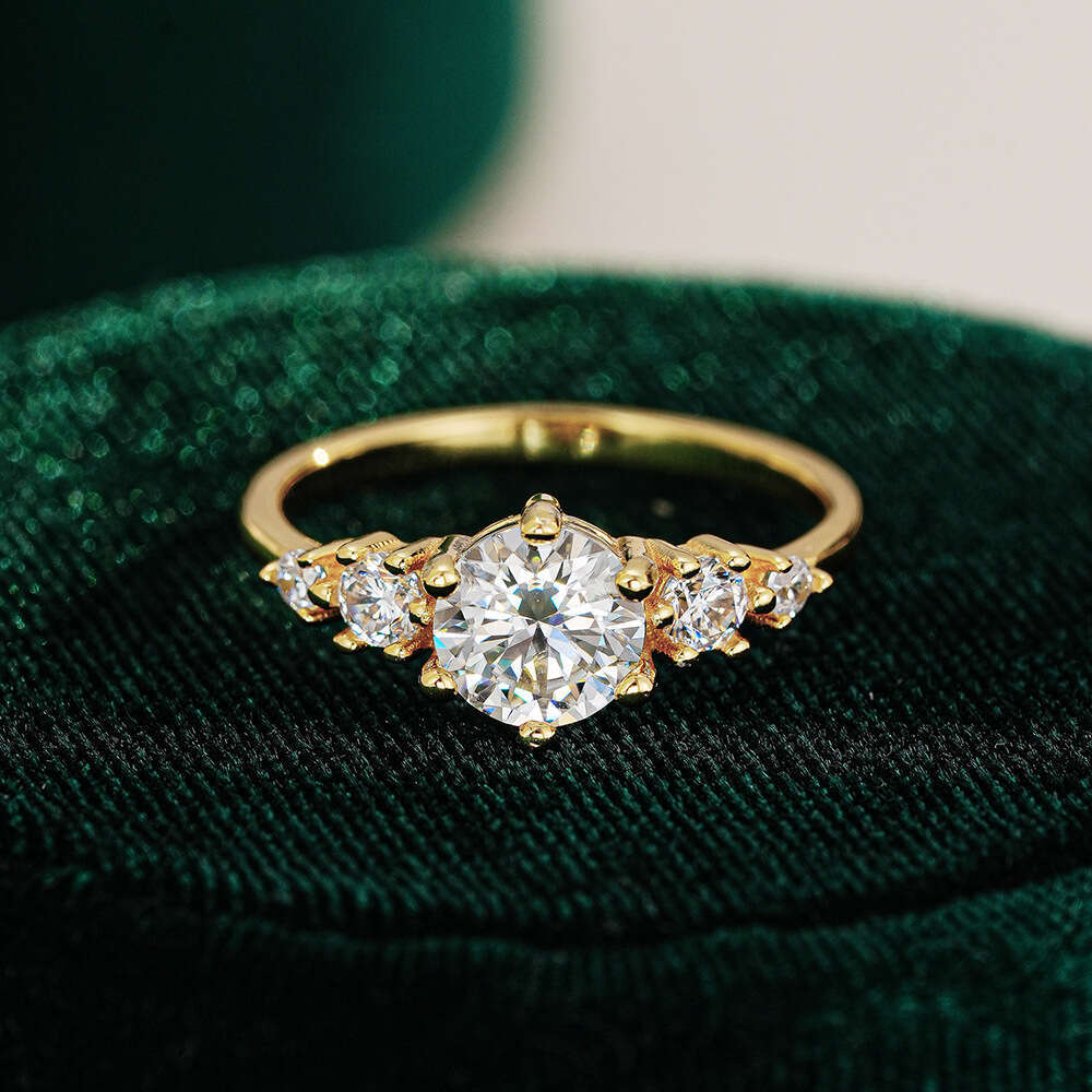 French Style Light Luxury Jewelry High-End Designer Design S Pure Silver Moissanite Women's Fashion R Tail