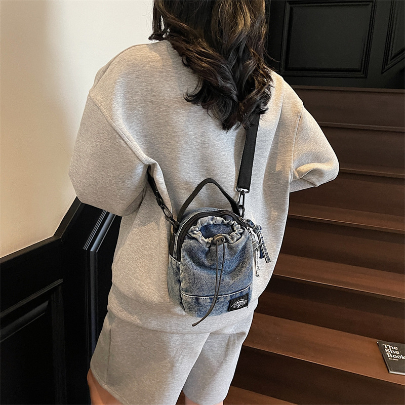 Casual Phone for Women New Versatile Small Drawstring Handheld Bucket Denim Crossbody Bag