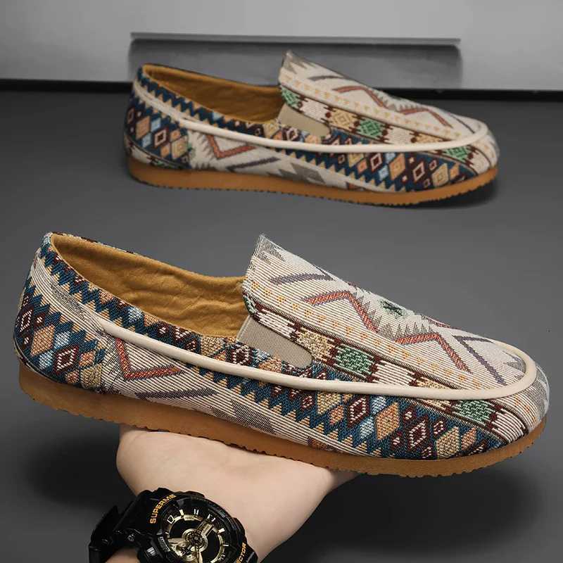 Mens Slip-On Sneakers Loafers New Fisherman Sneakers Shoes Mens Flat Casual Shoes for Men Summer Mens Shoes Z250812