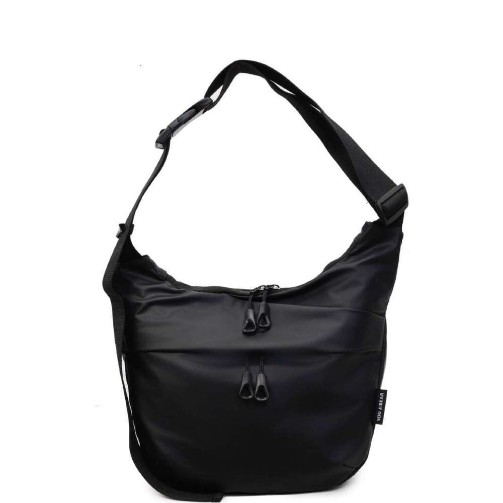 2025 New Casual Personality Simple Lightweight Single Shoulder for Women Versatile Commuting Travel Textured Crossbody Bag