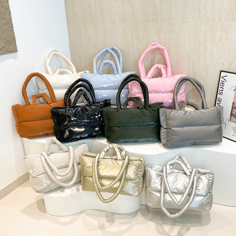 Design Cotton Padded for Women, New Embroidered Square Cotton-filled Handbag, Large Capacity Casual Underarm Single Shoulder Bag