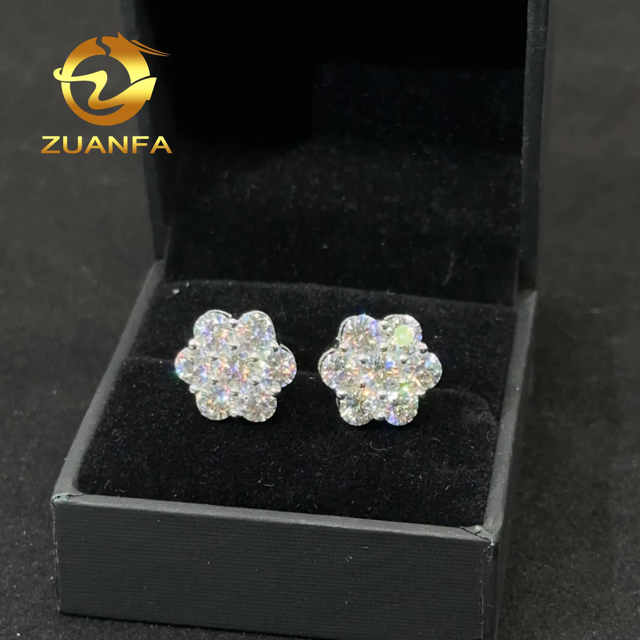 Trendy Women Flower Design Round Cut Stud Earrings for Women Pass Diamond test Iced Out 925 Silver Moissanite Screw Back Earring