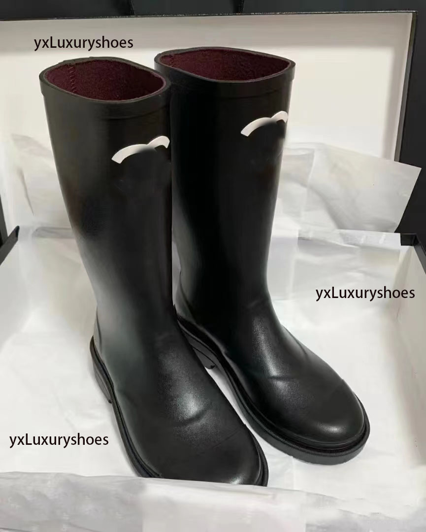 2025 Designer Boots Winter-Spring Paris Women's Boots Luxury Knight Boots Motorcycle Boots milan Designer Martin Boots High quality CC rain boots