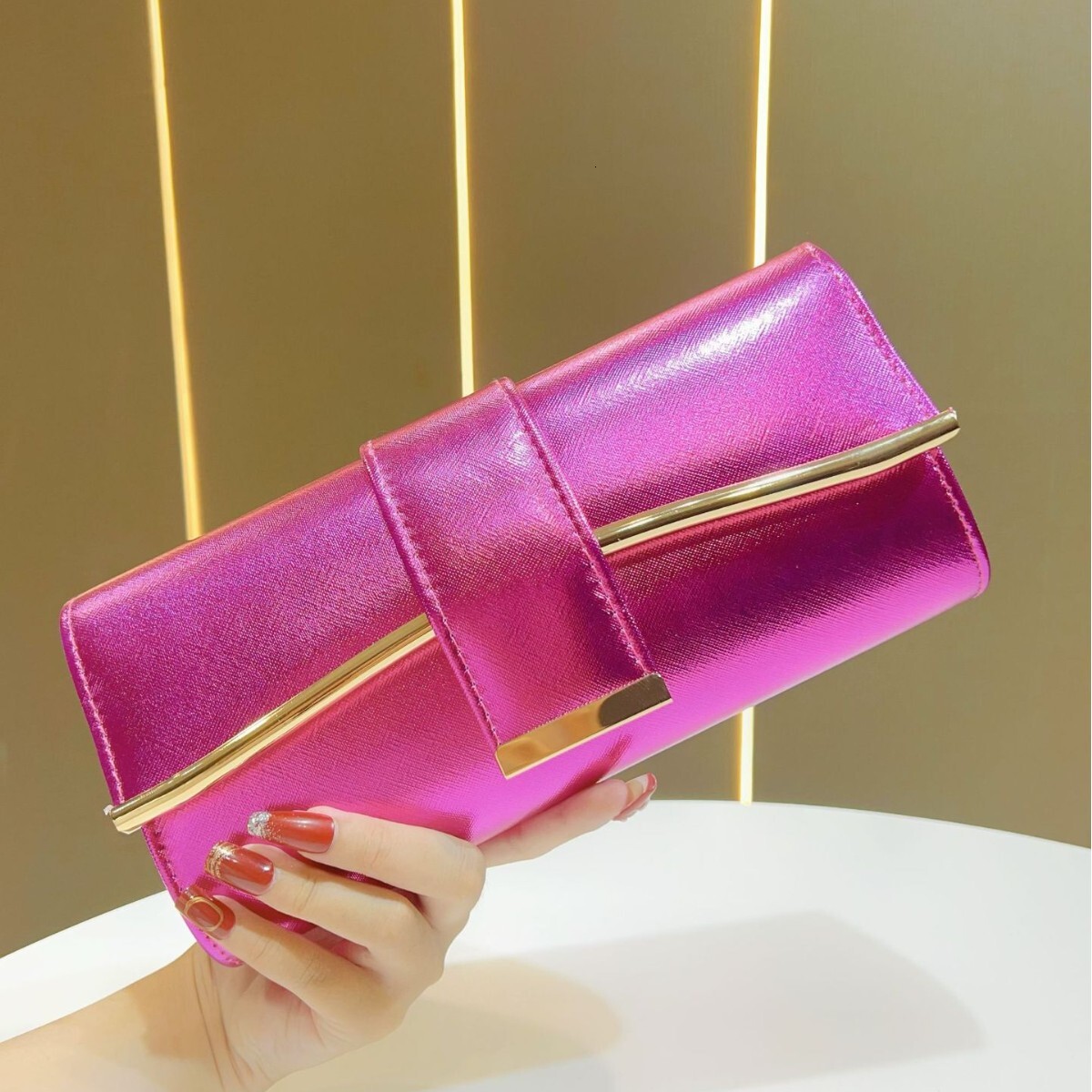 2025 Autumn New Women's Wallet Minimalist Handbag Card Bag Evening Dress Bag Fashionable Light Luxury Elegant Designer Bag
