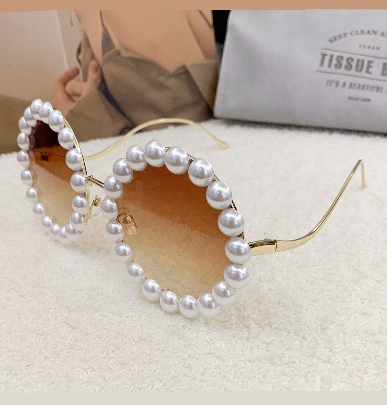 Designer Sunglasses For Women Oversized Sunglasses Fashion Classic Retro Pearl Sunglasses Heart Luxury Polarized Goggle Pilot PC Frame Square UV400 Ey