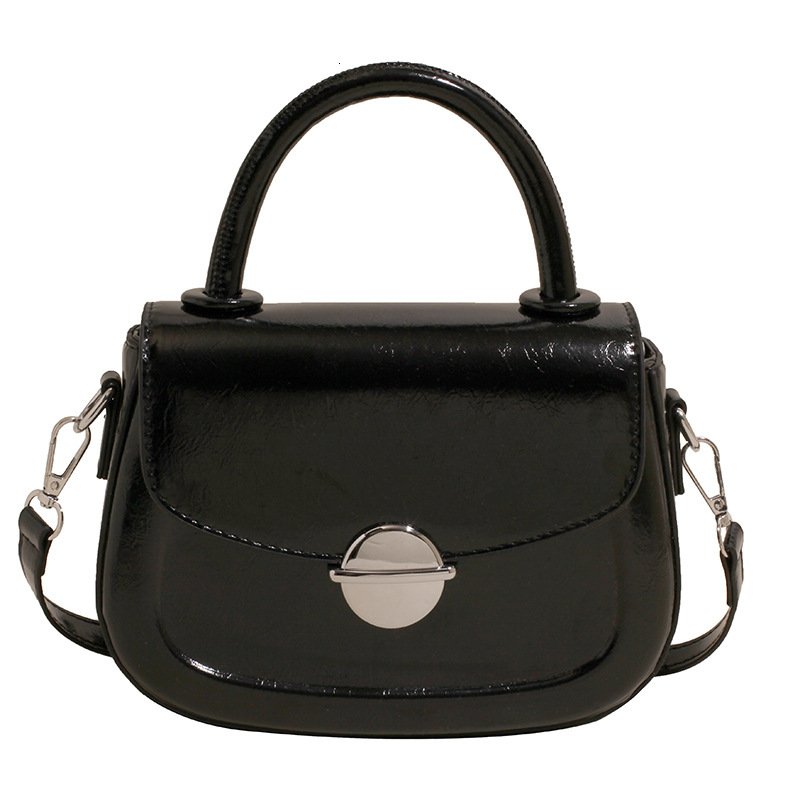 2025 bag Autumn New Shoulder Bag Niche Women s Handheld Saddle Bag Fashionable Shoulder Bag Underarm Women s Crossbody Bag Autumn New women s Designer