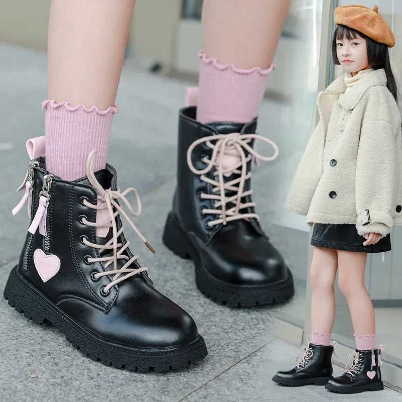 Girls Shoes Platform Kid Boot 2023 Winter New British Ankle Boot Plush Girl Shoe Kid Shoe Fashion Leather Boots Childrens Boots XJ250812