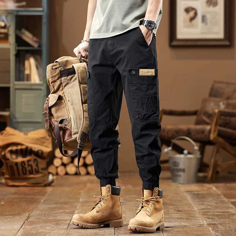 Trendy Mens Cargo Pants 100% Cotton Elastic Jogger Trousers Male Pocket Casual Fashion Spring Summer Streetwear Slim Feet Outdoor X250812