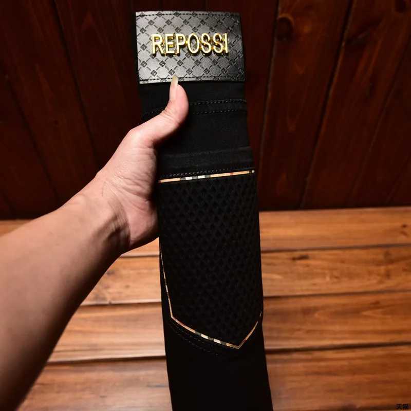 2024 New Light Luxury and Simplicity Black Jeans Mens Fashionable All-Match Straight Slim Fit Casual Trend Skinny Stretch Trousers X250812