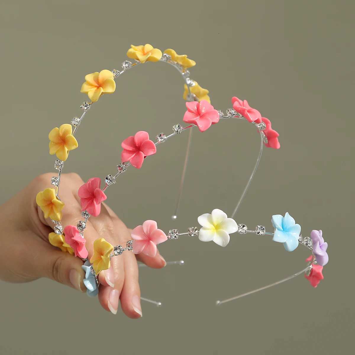 Suower Band Girls Beach Flower Hair Hoops Hairbands Summer Sweet Rhinestone Bands Fashion Hair Accessories X250812