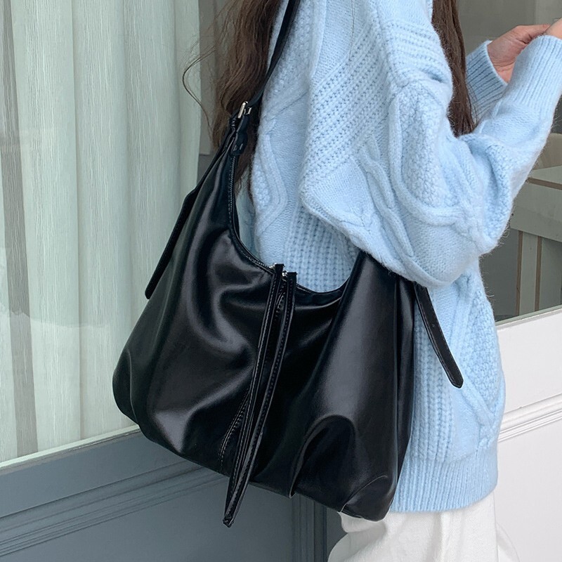 designer bag Luxury bag Wasteland Style Retro Underarm Bag for Women Summer New Lazy Fashion Korean Version Tote Bag Large Capacity Crossbody Bag
