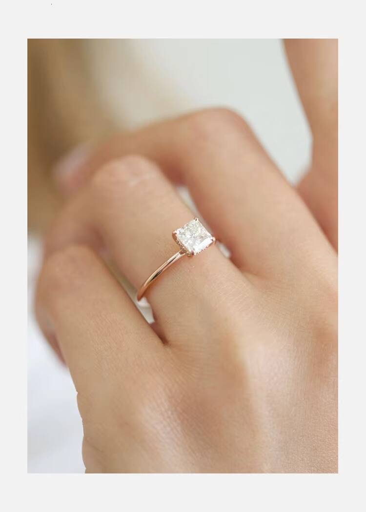 Wholesale Rate AU585 Rose Gold 2.0 ct Princess Cut Moissanite Classic Solitaire Setting Engagement Ring