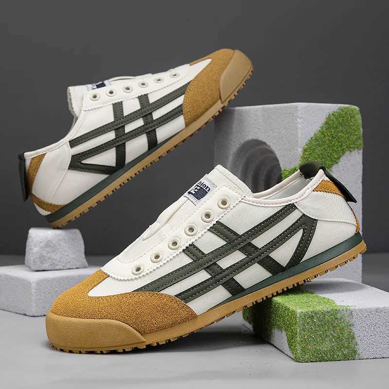 Fashion Men Casual Shoes Lightweight Cloth Running Outdoor Sneakers Comfortable Walking Sports Shoes Breathable Jogging Shoes Z250812