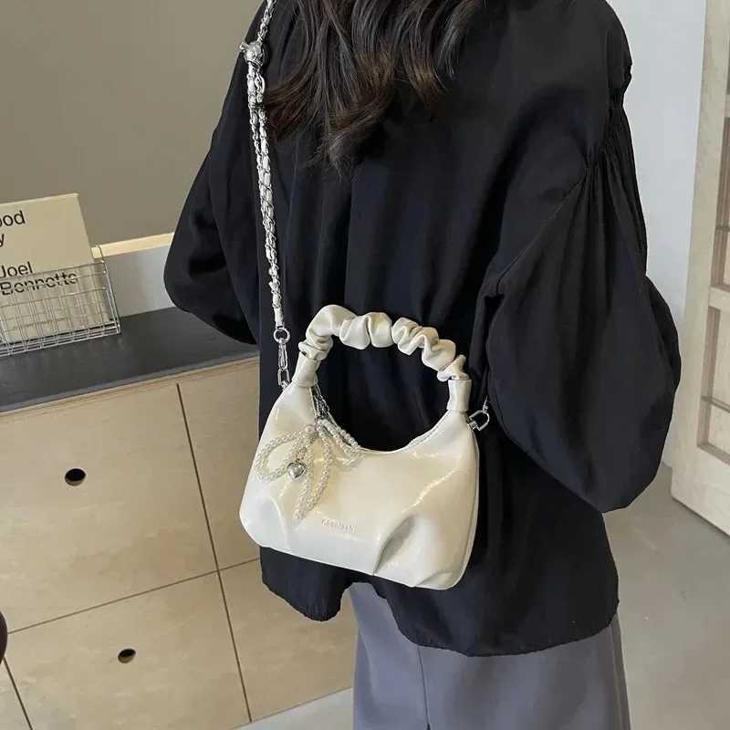 PU Leather Red Shoulder Bag Women Fashion Korean Sweet Crossbody Bag 2024 New High-quality Leisure Underarm Bag Handbags Z250812