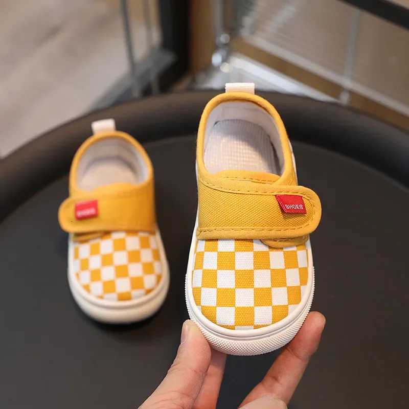 2025 Spring Summer New Children Canvas Shoes Boys Girls Cloth Shoes Kid Shoes Baby Kindergarten Shoes Baby SneakersXJ250812