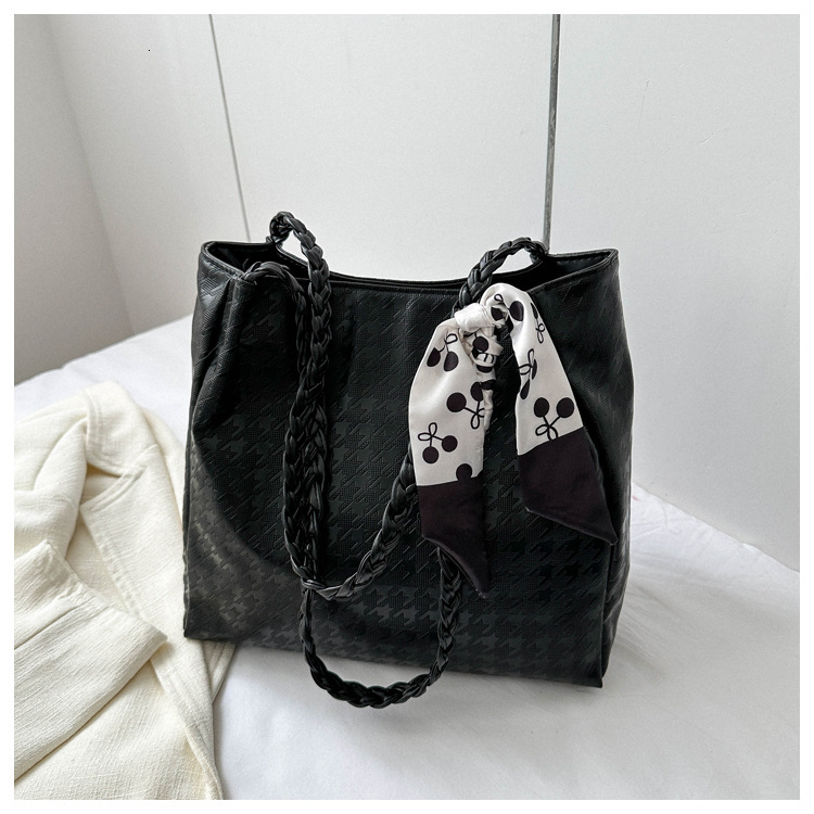 Textured for Women New Solid Color Casual Fashion Trendy Summer Stylish Simple Shoulder Bag ddmymarket