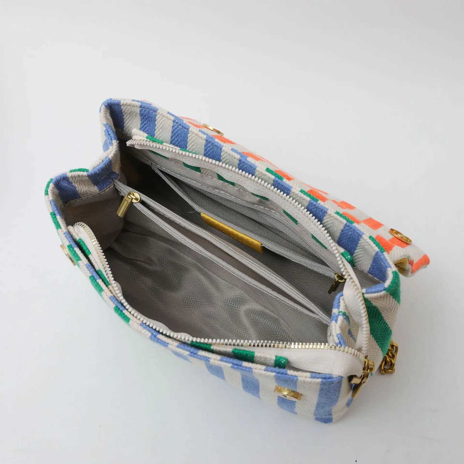 2025 Trendy Beach Tote Colorful Striped Canvas Crossbody Bag Waterproof Design Versatile Square Bag for Vacations Daily Errands Z250812