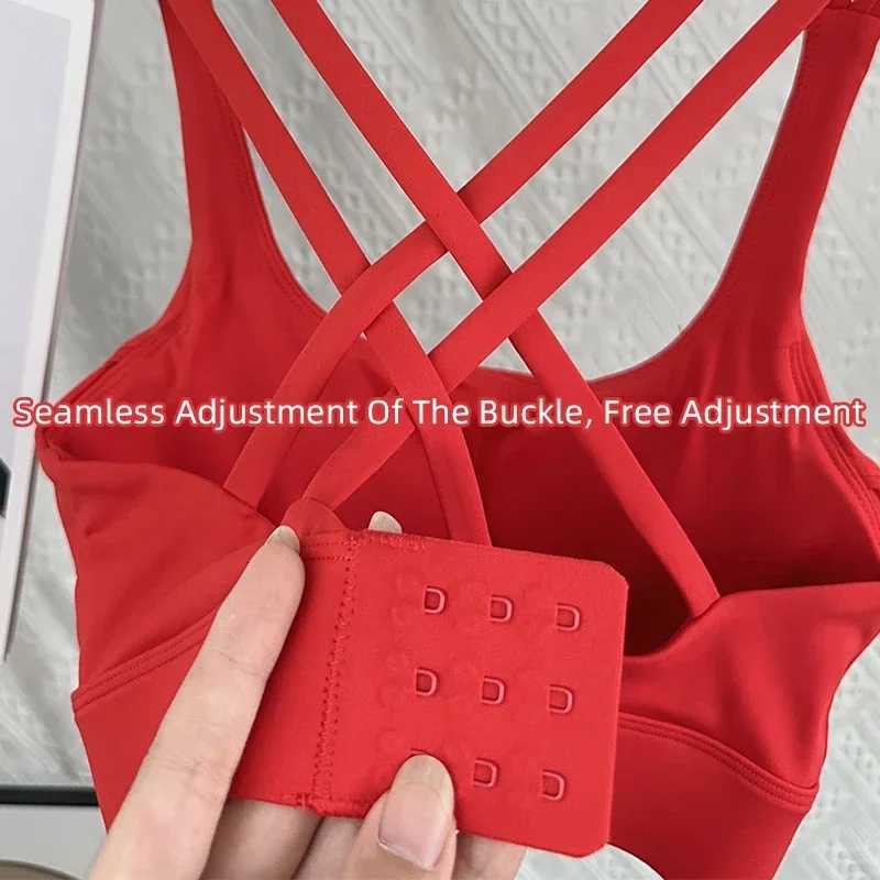 Fitness Tops Fashion Cross Back Women Sport Bra Shockproof Adjustable Buckle Sports Bra for Gym Pilates Running Athletic Vest Z250812
