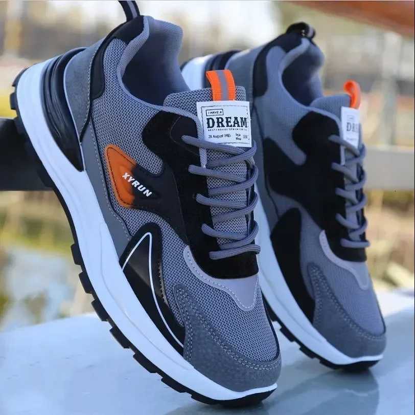 2024 Autumn New Design Comfortable Soft Soled Mens Running Shoes Fashion Mens Sneakers Z250812