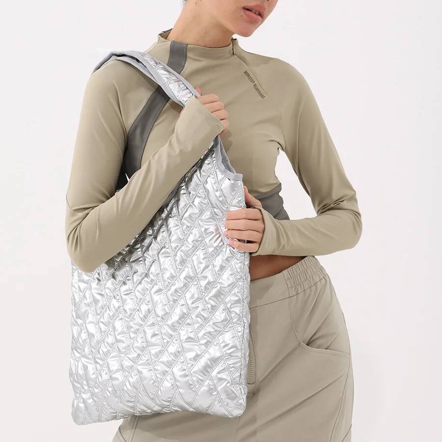 Casual Large Capacity Quilted Padded Women Shoulder Bags Sier Nylon Underarm Bag Soft Puffer Handbags Big Shopper Purses 2025