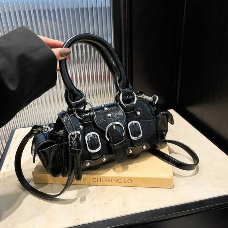 2025 New PU Square Shoulder Crossbody Bags Solid Popularity Hot Trendy Stylish Design Y2K Style Handbags for Women Fashionable Z250812