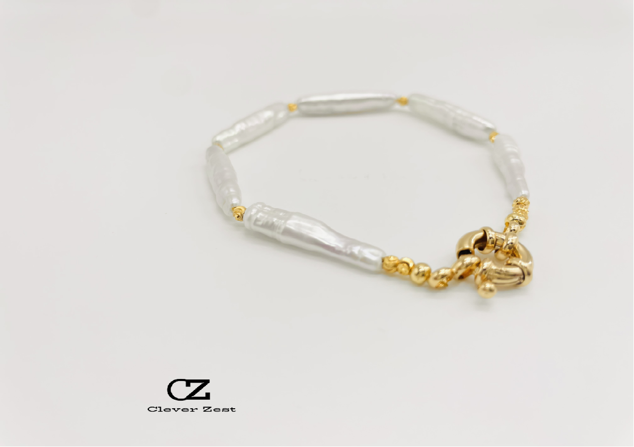 Natural freshwater pearl bracelet with gold-plated finish Fashionable design Bohemian style Beach vacation style Layered style Best friend gift