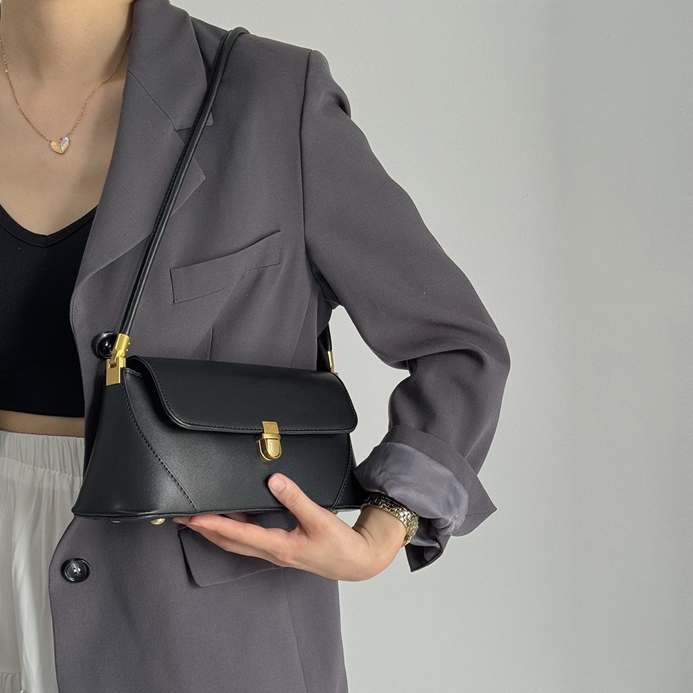 2025 Women's Baguette Underarm French Style Color-Block Single Shoulder Handbag Bucket Shape Small Square Bag ddmymarket