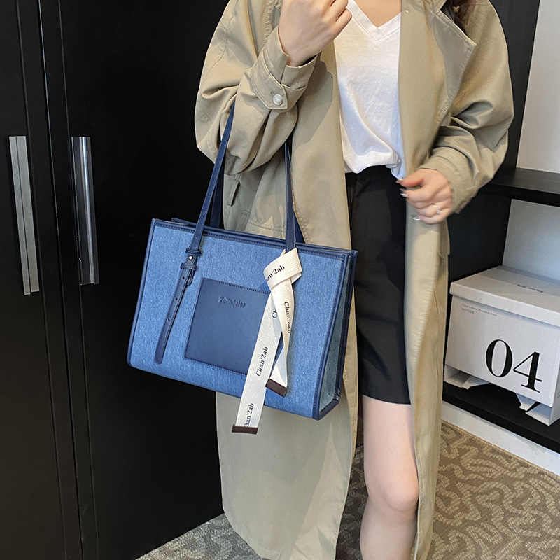 Spliced Denim for Women Underarm New Versatile Shoulder High-end Commuter Tote Bag