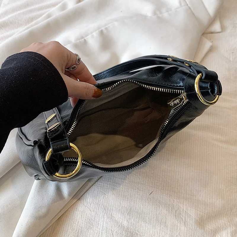 1 Piece of Solid Color Shoulder Bag for Women Versatile Crossbody Bag Fashionable Armpit Bag That Can Hold Mobile Phone Z250812