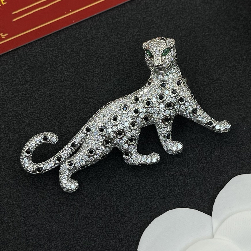 Panthere brooch high quality wide sterling silver cheetah ring hand inlaid 300 crystals and natural emeralds classic style European size exquisite gift 001