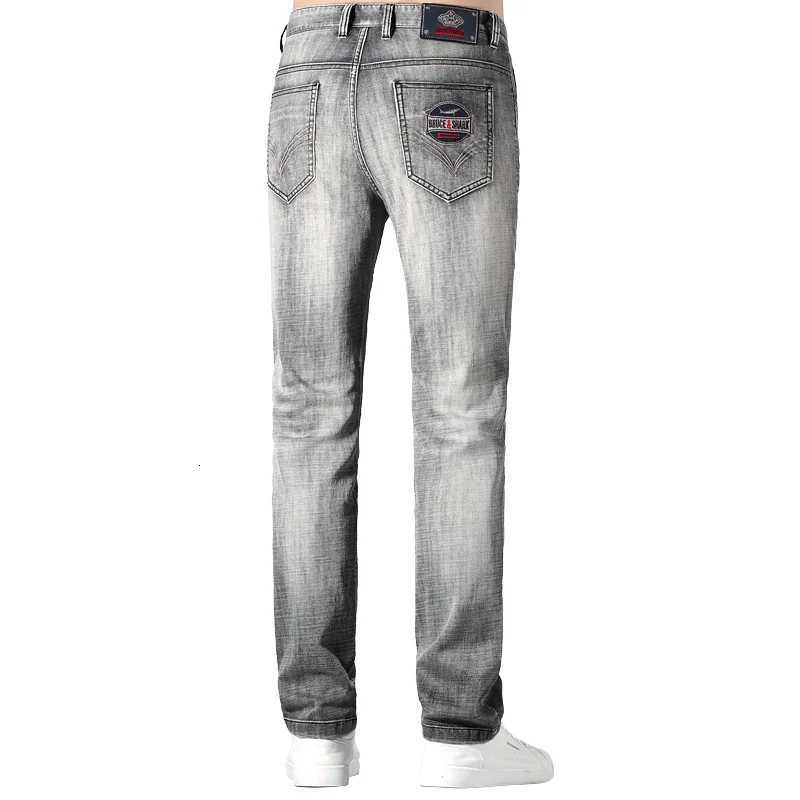 New Summer Mens Gray Jeans Casual Straight Thin Stretch Cotton Denim Bruce Classic Mid Rise Jeans Mens Fashion Embroidery X250812