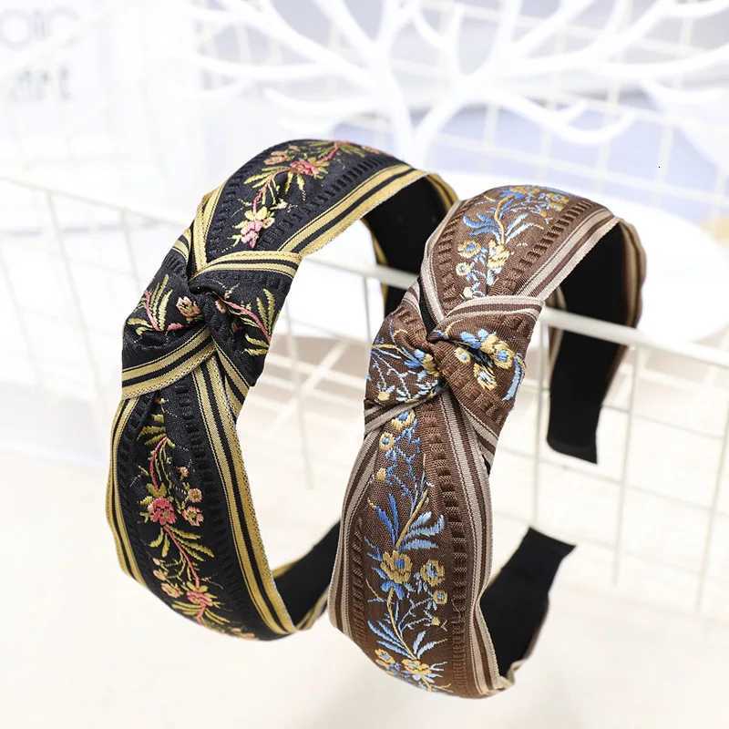 New Flower Embroidery Knotted Band Ethnic Wide-brimmed Hair Hoop Leaf Flower Pattern Hair Accessories X250812