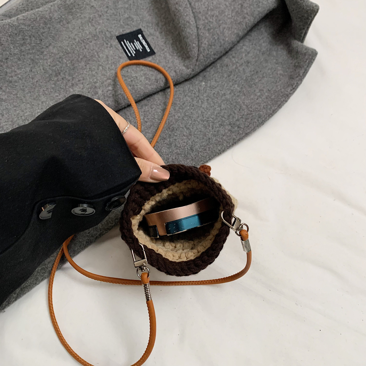 2025 autumn new shoulder bag niche design mini cartoon cute elegant versatile coin wallet women's card bag designer bag