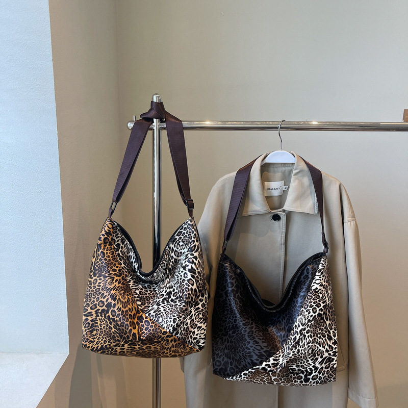 Leopard Print for Women New Casual Large Capacity Single Shoulder Crossbody Fashion Patchwork Tote Bag