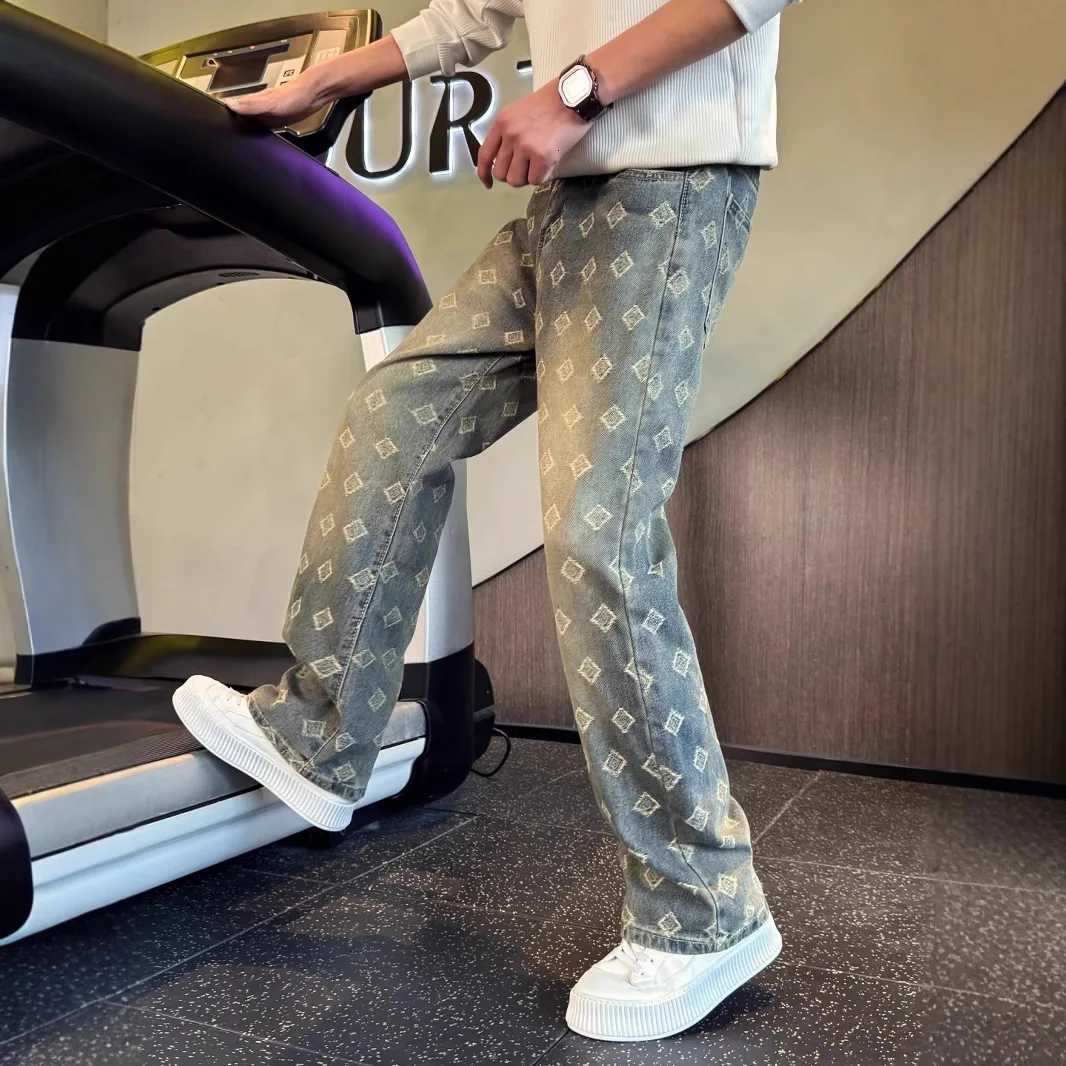 Light Blue Full Print Jacquard Jeans for Men Niche Design Curved Knife Pants American High Street Straight Leg Pants X250812
