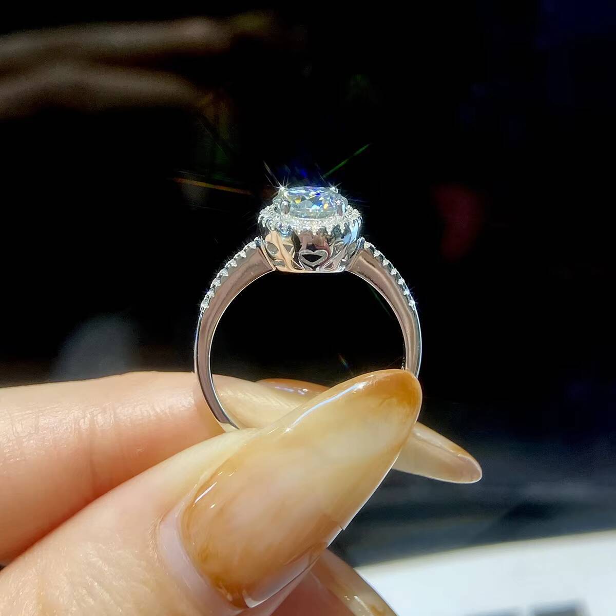 Brilliant Round Cut Single halo Diamond Moissanite Ring 925 Sterling Silver Gra Vvs for Women Engagement Jewelry