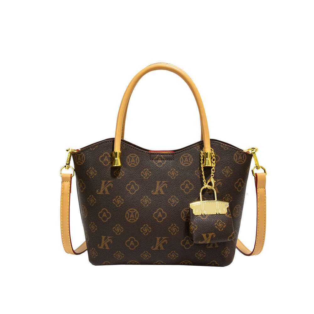 Light Monica Qiqi Luxury Presbyopic Handheld Mother-Daughter Tote Bag for Women 2025 New Trendy Large Capacity