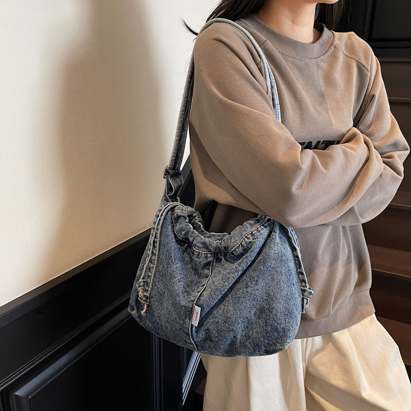 Denim New Fashion Versatile Single Shoulder Crossbody Commuter Large Capacity Tote Bag