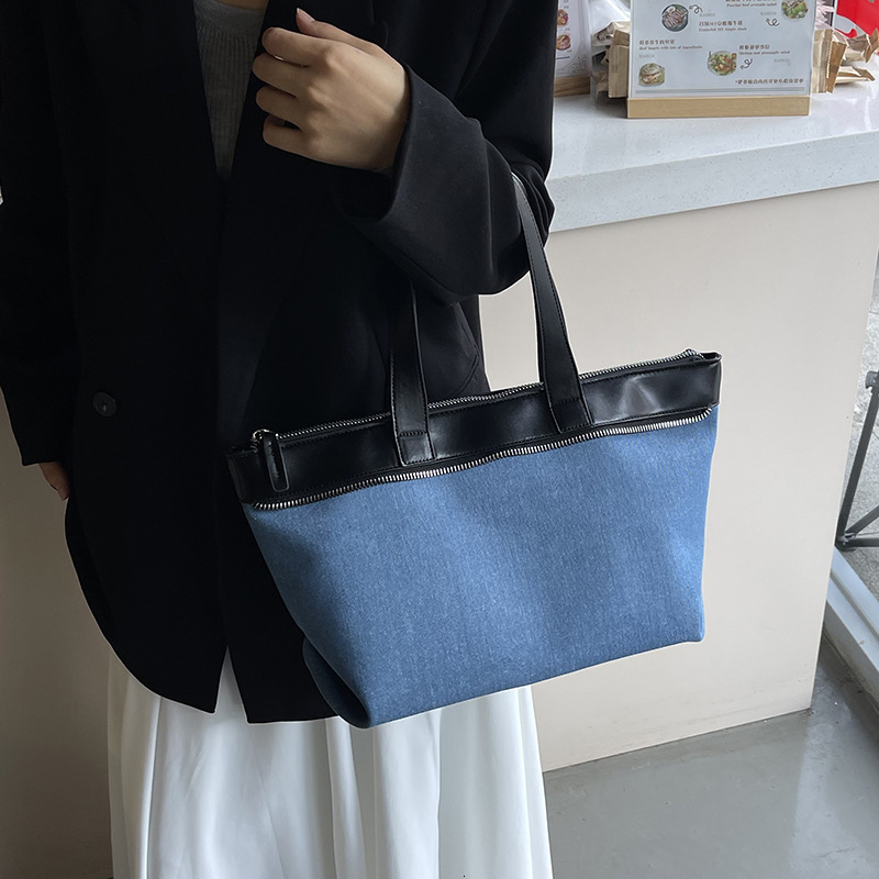 Denim Handbag for Women New Fashion Patchwork Shoulder Commuter Large Capacity Tote Bag