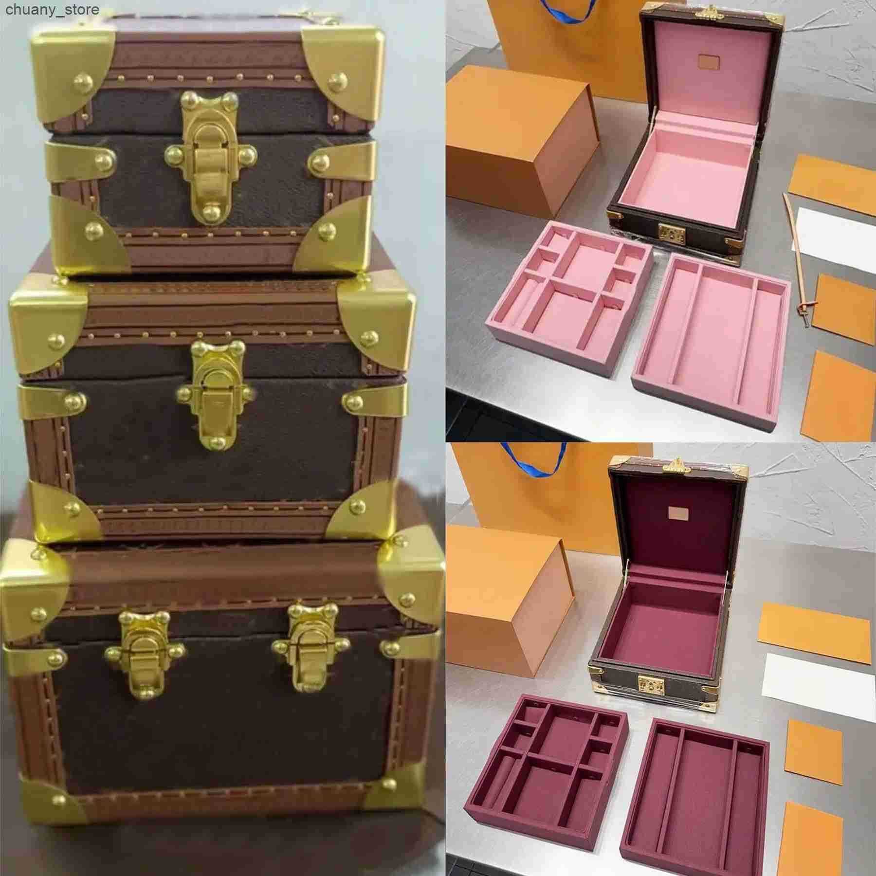 top quality 10A box luxury designer women men organizer jewelry storage box 3 size fashion lady rings tray cosmetic case bag L250812
