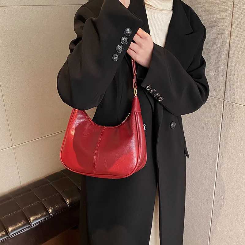 1 Piece of Solid Color Shoulder Bag for Women Versatile Crossbody Bag Fashionable Armpit Bag That Can Hold Mobile Phone Z250812