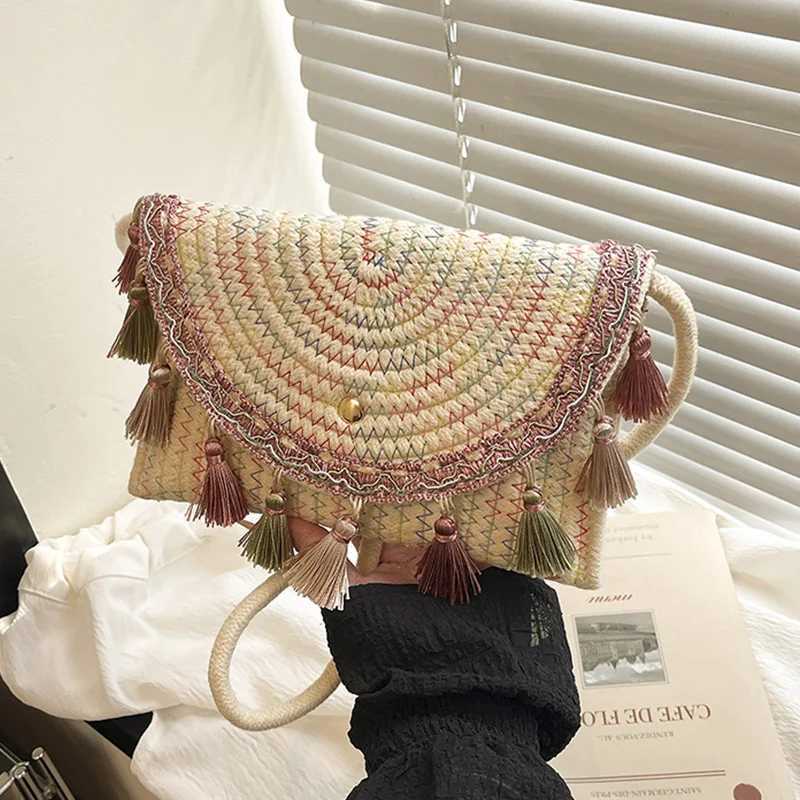 Tassel Woven Crossbody Shoulder Bag Ethnic Style Flip Women Saddle Bag Fringed Contrast Color Sling Bag Everyday Commuter Purse Z250812