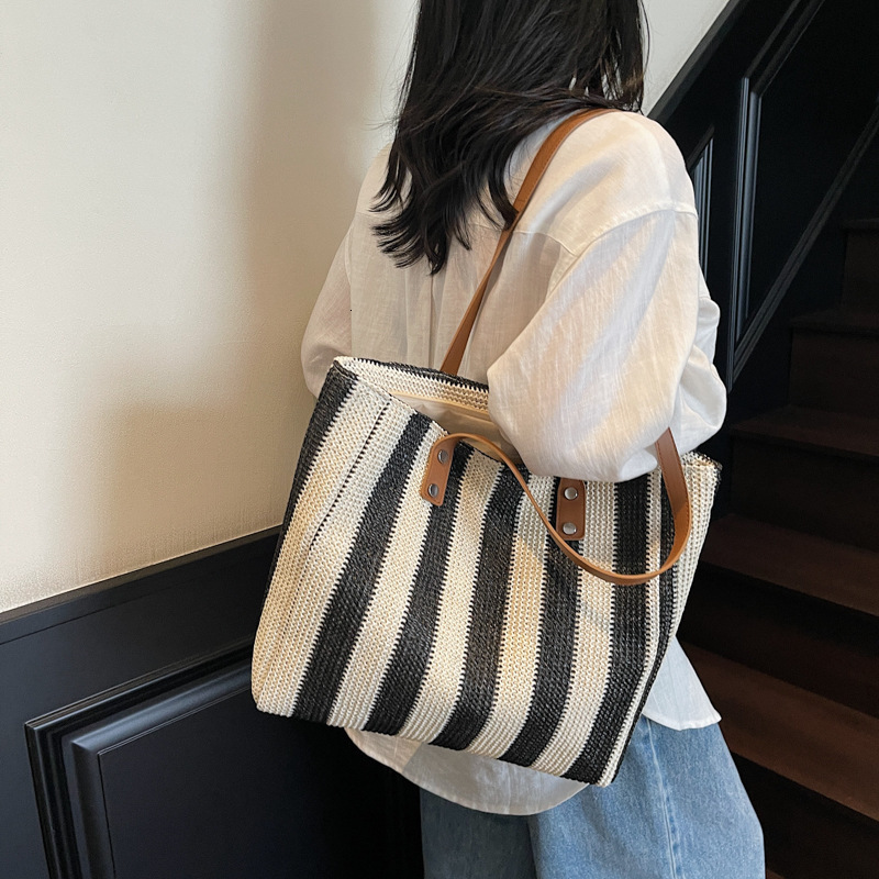 New Fashion Versatile Straw for Women Woven Shoulder Tote Handbag Beach Bag