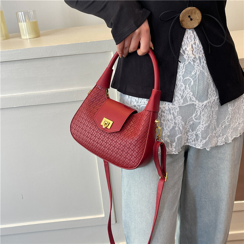 Free Shipping 2025 New Women's Designer Fashion High Quality Handheld Crescent Bag Multi Functional Elegant Shoulder Bag Crossbody Bag High End B