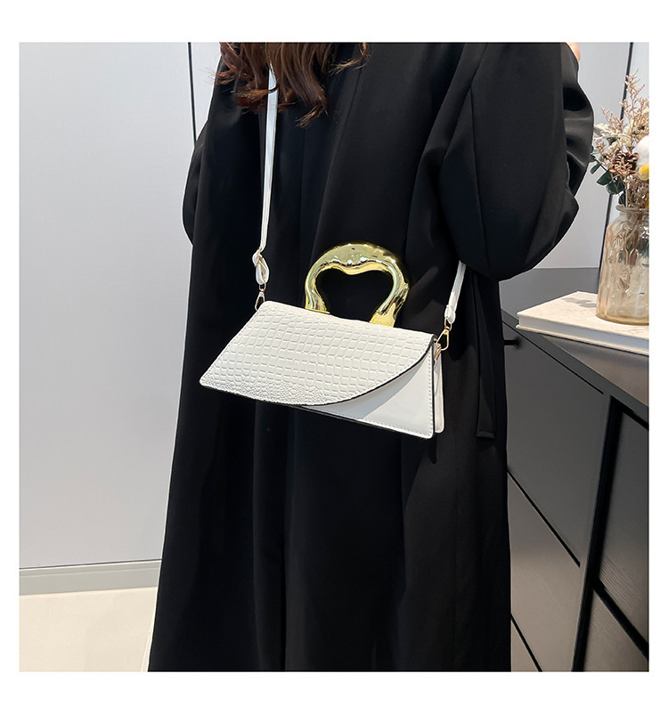 2025 Autumn New Women s Shoulder Bag Niche Design Crocodile Pattern Fashionable women bag s Women s Crossbody Bag Autumn New Light Luxury Style Design