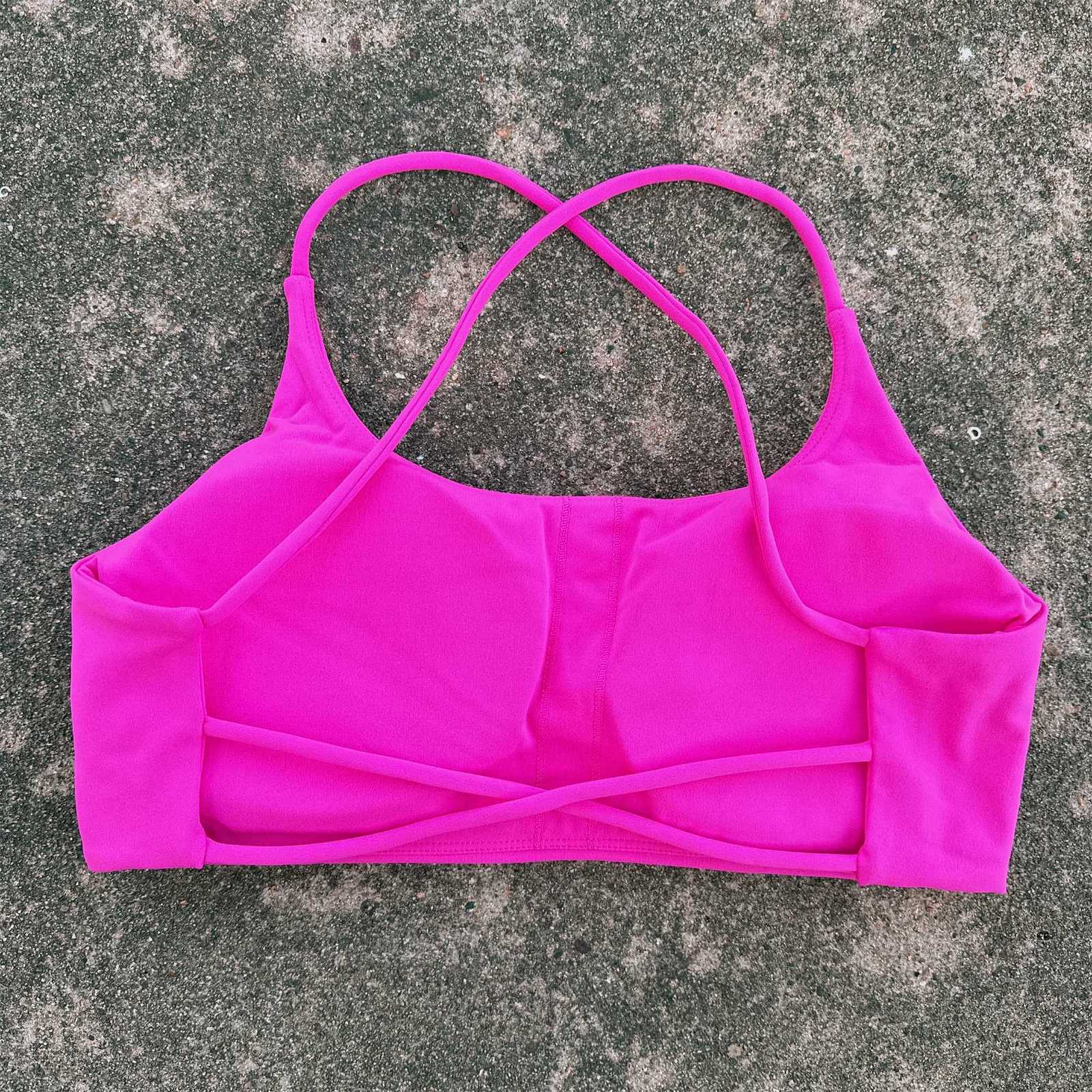 Solid Color Women Cross Back Spaghetti Strap Fitness Sports Bra Soft High Strength Tight Top Gym Underwear With Chest Pad Z250812