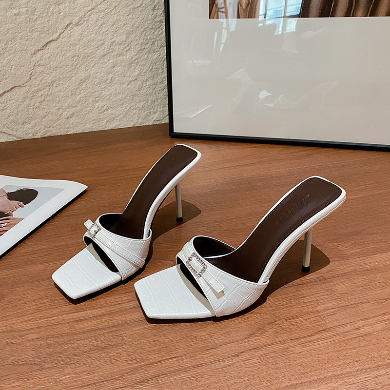 Fashionable Ladies Pointed-Toe High Top Footwear: Exclusive Design Square-toe Click-Thru Strappy Pumps