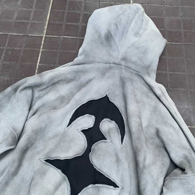 Y2K dirty dust American Harajuku street sweatshirt men oversized printed hip hop retro gothic women fashion hooded sweatshirt Y250811